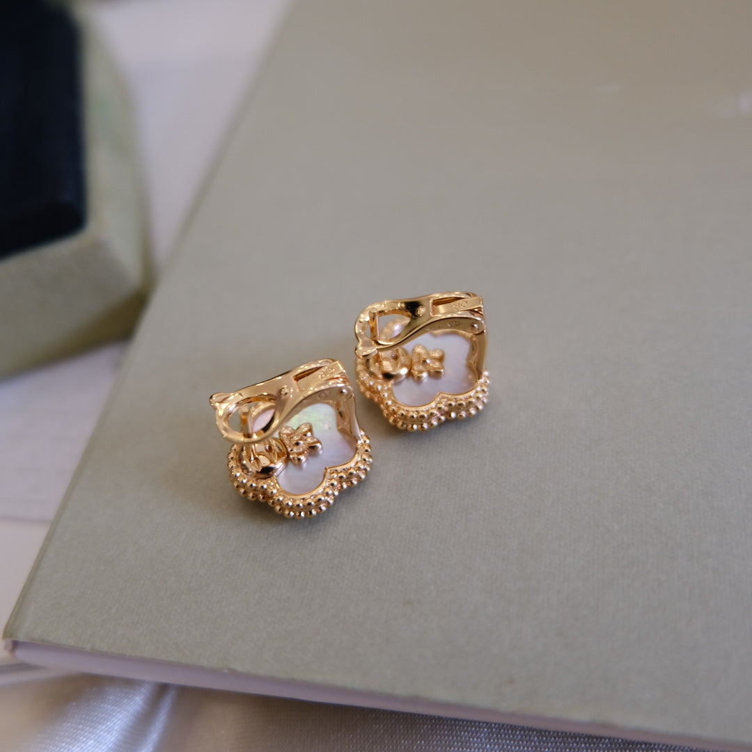 [⭐⭐JeweliWhal]2026 NEW STYLE LUCKY SPRING EARRINGS