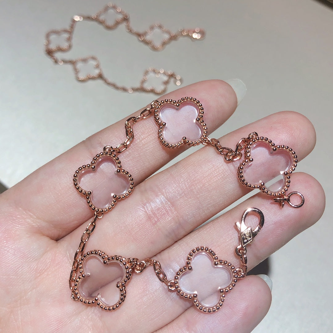 [⭐⭐JeweliWhal]CLOVER 5 MOTIF ROCK CRYSTAL BRACELET