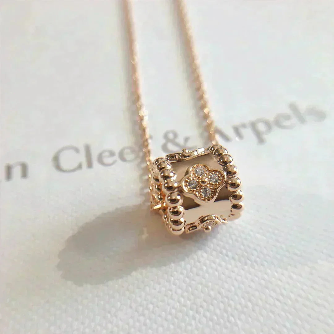 [⭐⭐JeweliWhal]PERLEE PEDANT NECKLACE GOLD / ROSE GOLD