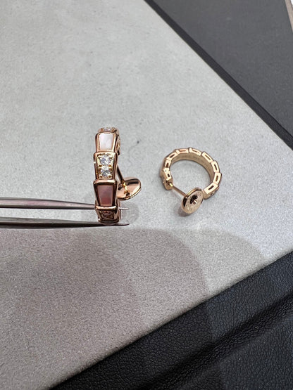 [⭐⭐JeweliWhal]SERPENTI MOP PINK GOLD EARRINGS