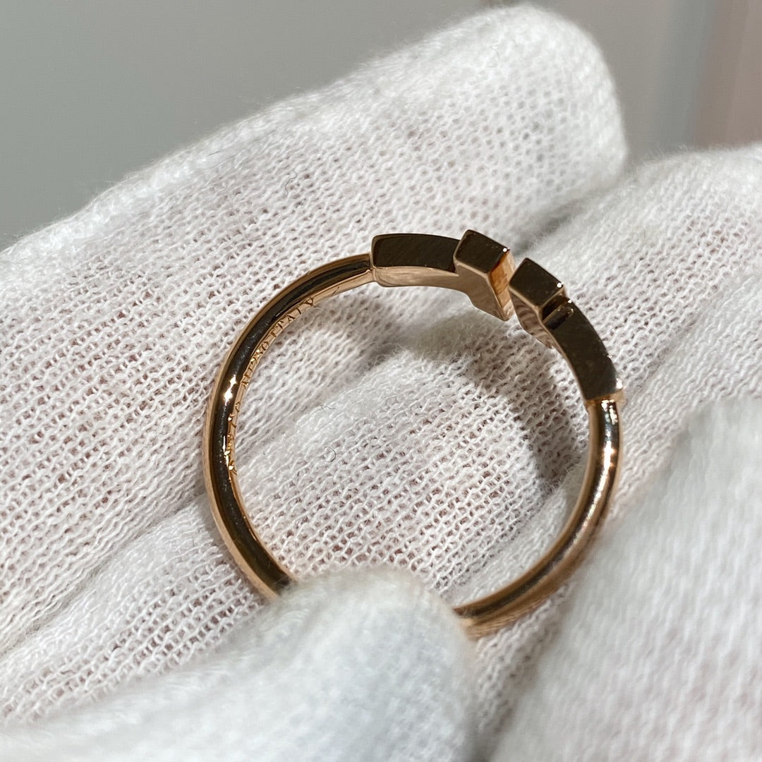 [JeweliWhal] WIRE RING DIAMOND PINK GOLD