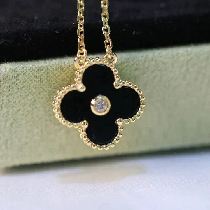 [⭐⭐JeweliWhal]CLOVER 15MM DIAMANT-ONYX-HALSKETTE