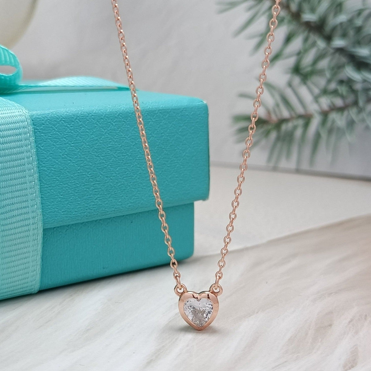 [JeweliWhal]HEART BIG DIAMOND NECKLACE