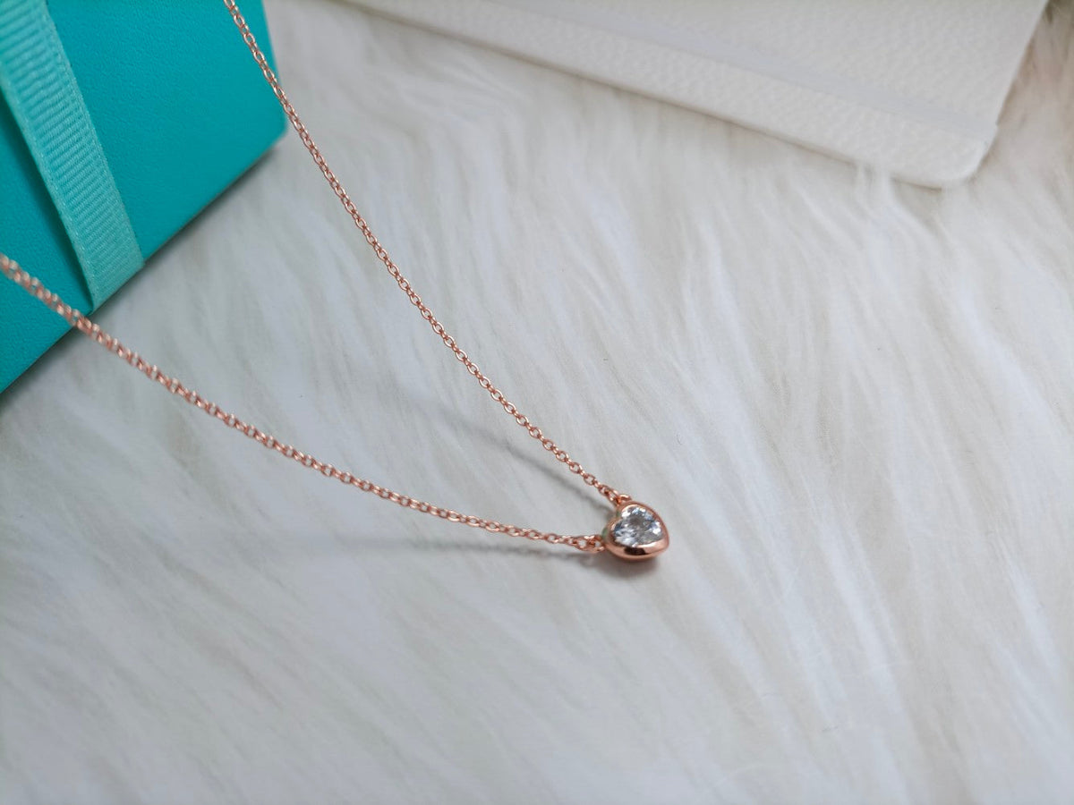 [JeweliWhal]HEART BIG DIAMOND NECKLACE