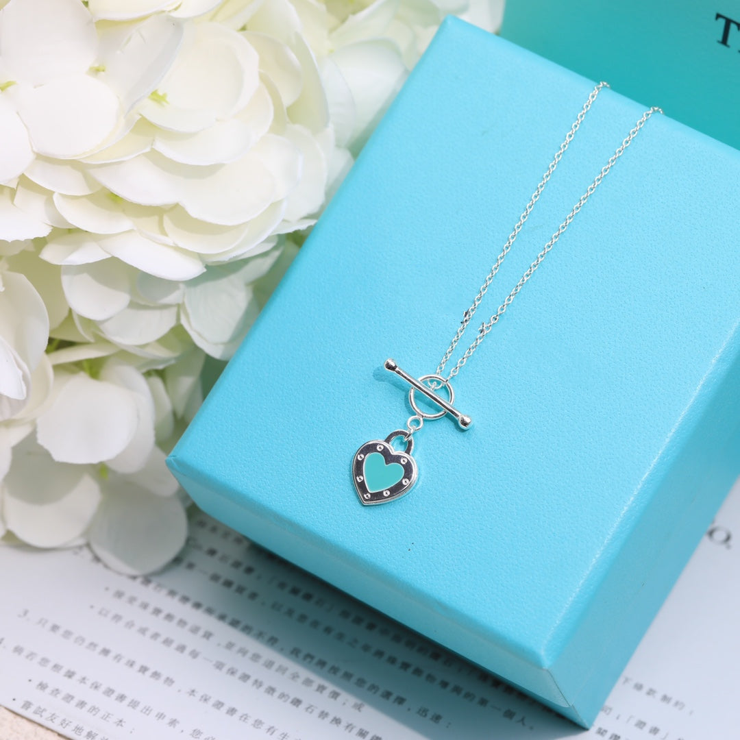 [JeweliWhal]DOUBLE HEART BLUE NECKLACE