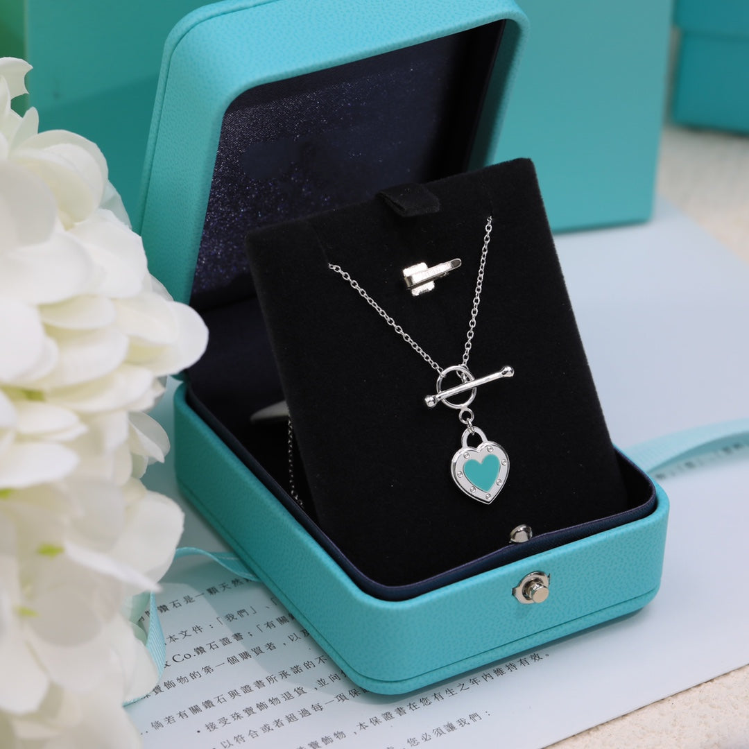 [JeweliWhal]DOUBLE HEART BLUE NECKLACE