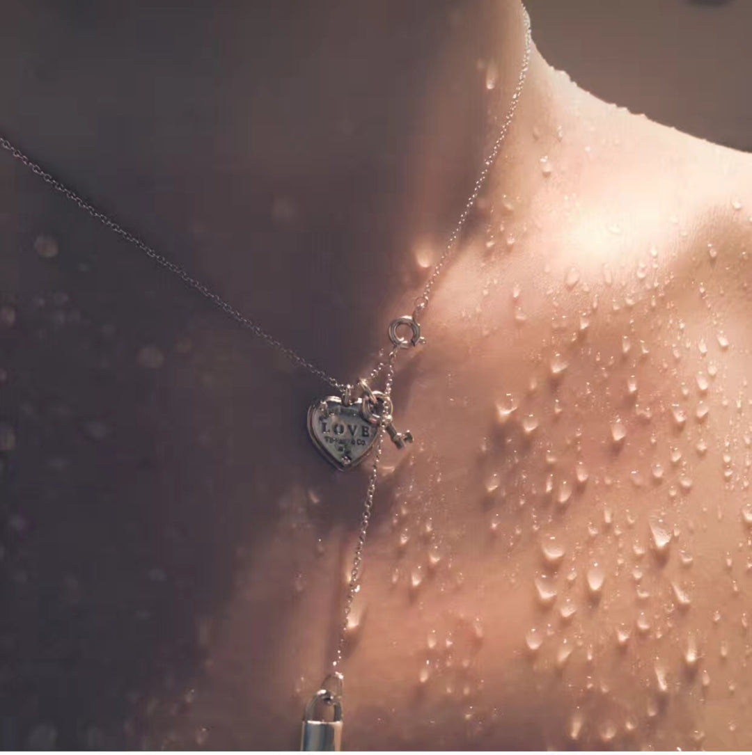 [JeweliWhal]KEY AND HEART SILVER NECKLACE