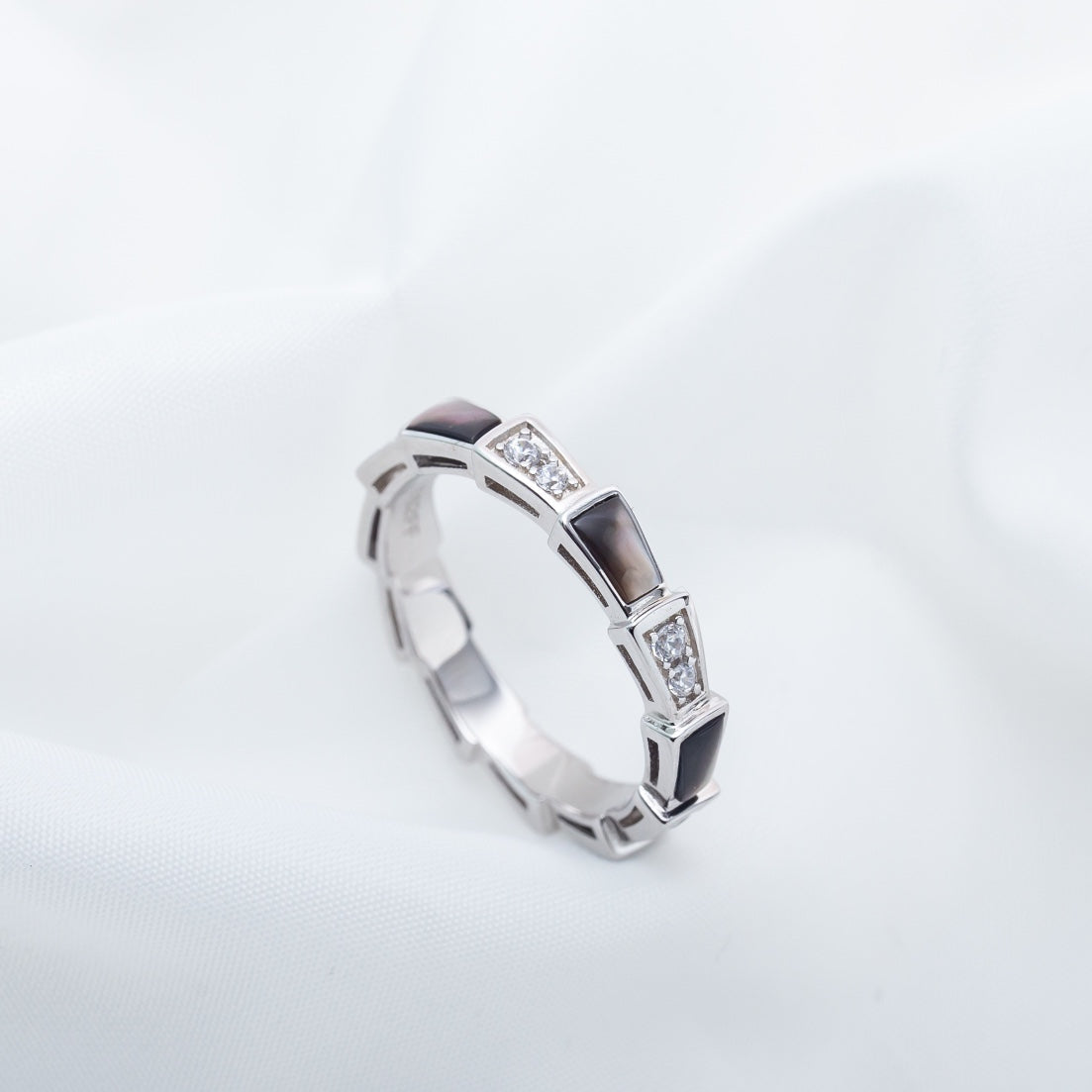 [⭐⭐JeweliWhal]SERPENTI RING SILVER  DIAMOND BLACK MOP 3MM