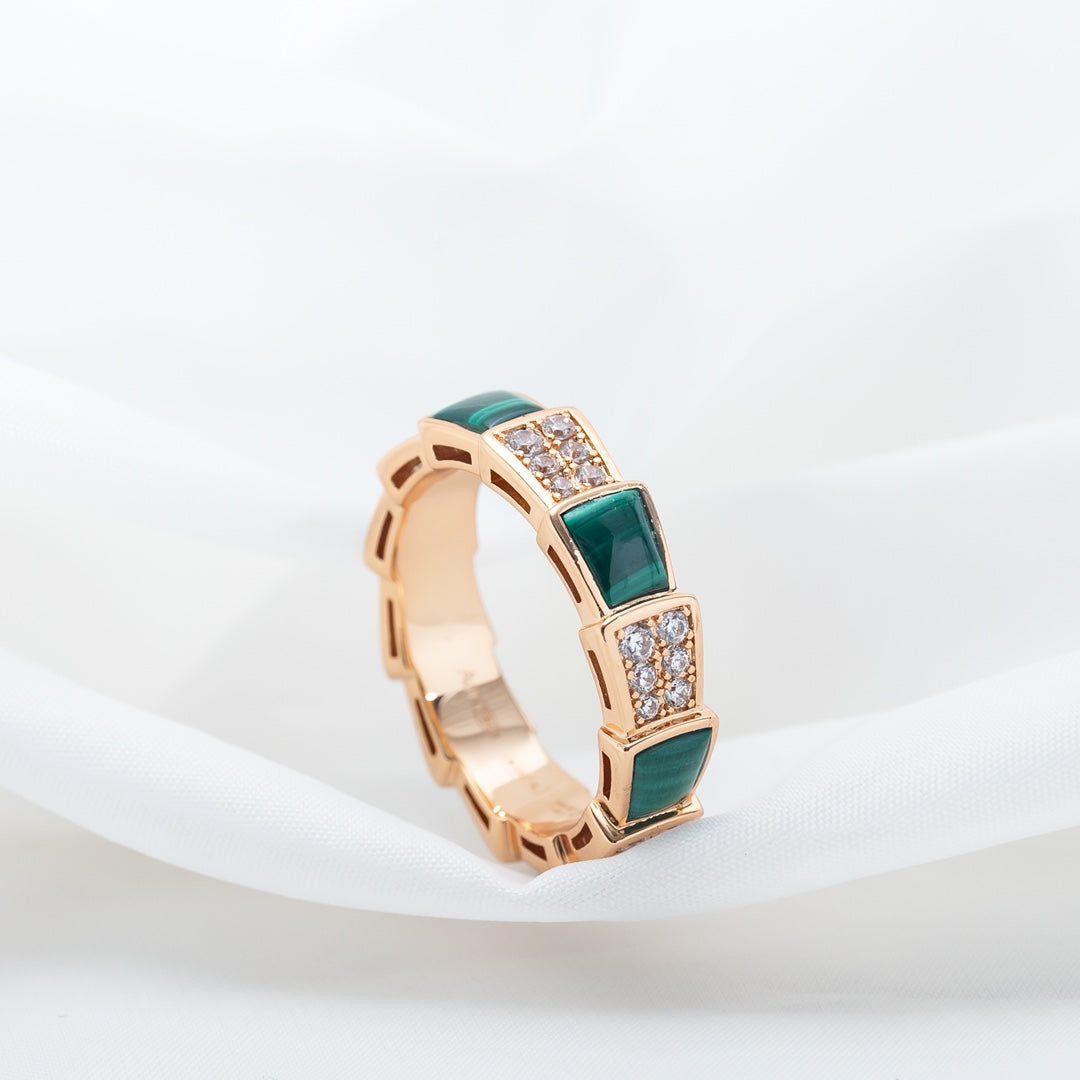 [⭐⭐JeweliWhal]SERPENTI RING PINK GOLD MALACHITE DIAMOND PAVED 4MM