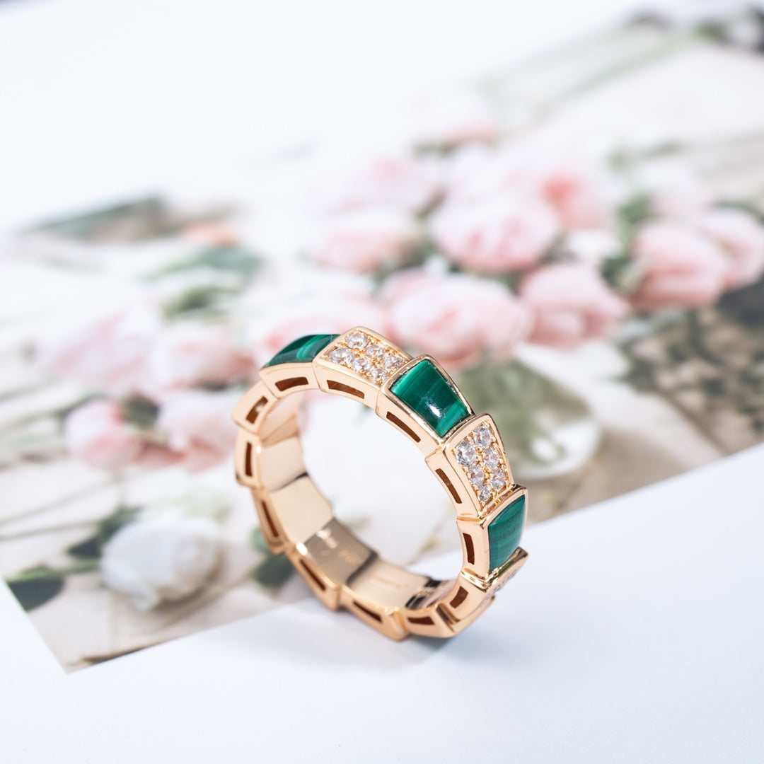 [⭐⭐JeweliWhal]SERPENTI RING PINK GOLD MALACHITE DIAMOND PAVED 4MM