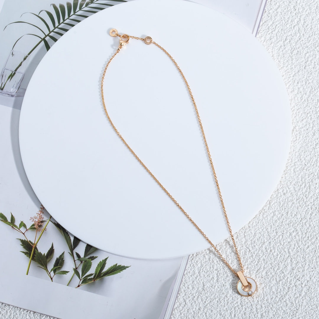 [⭐⭐JeweliWhal]GARI HALSKETTE ROSÉGOLD PERLMUTT