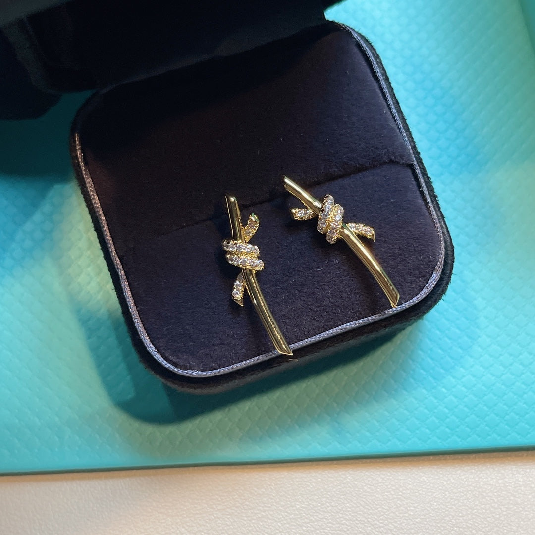 [JeweliWhal]KNOT EARRINGS GOLD DIAMOND