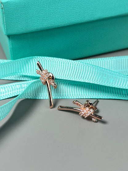 [JeweliWhal]KNOT EARRINGS PINK GOLD DIAMOND
