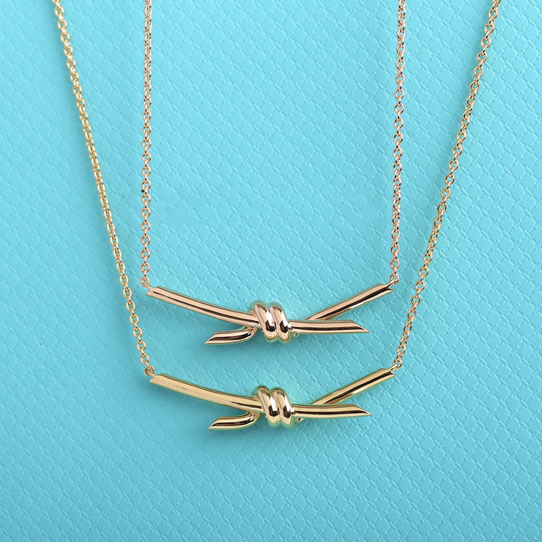 [JeweliWhal]KNOT NECKLACE GOLD