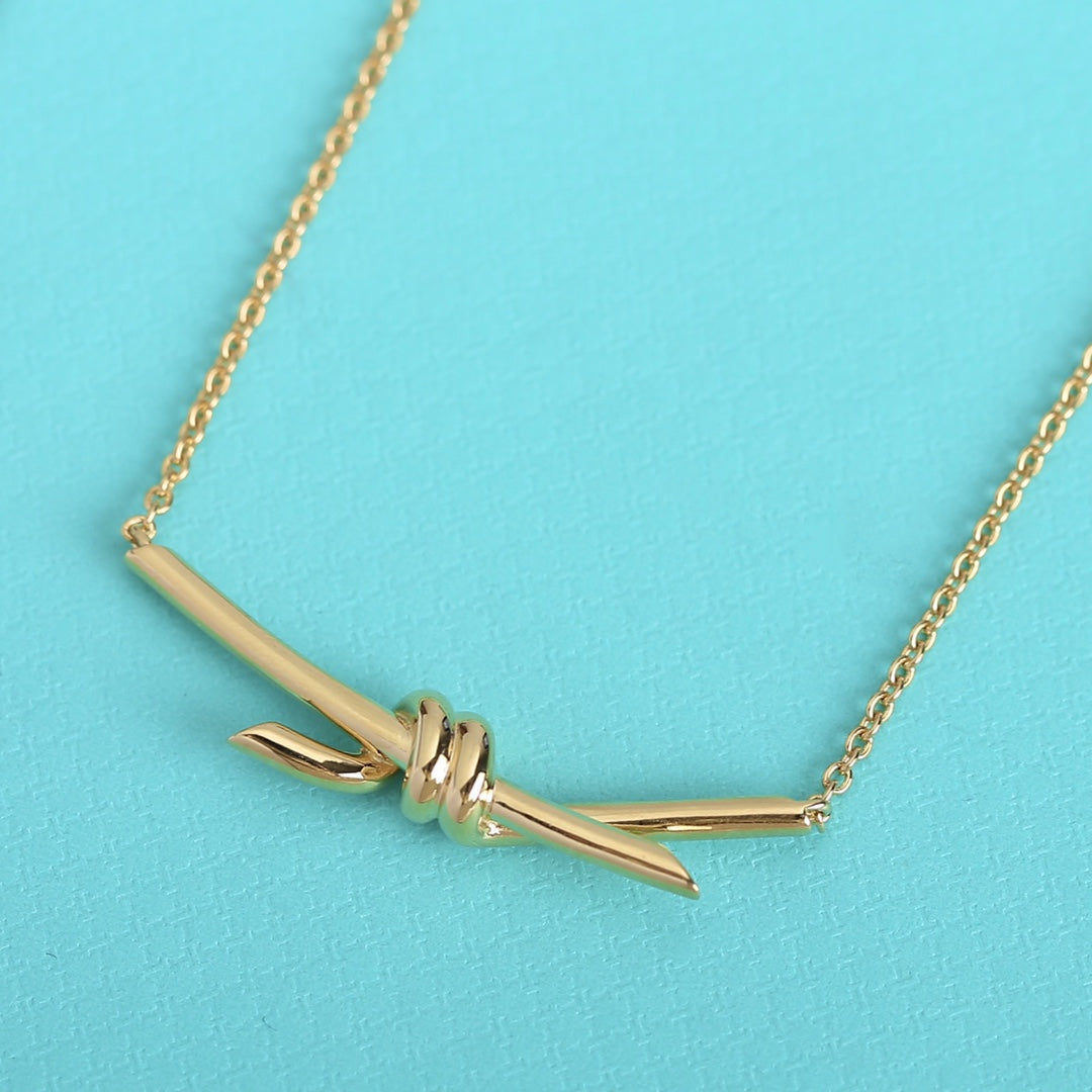 [JeweliWhal]KNOT NECKLACE GOLD