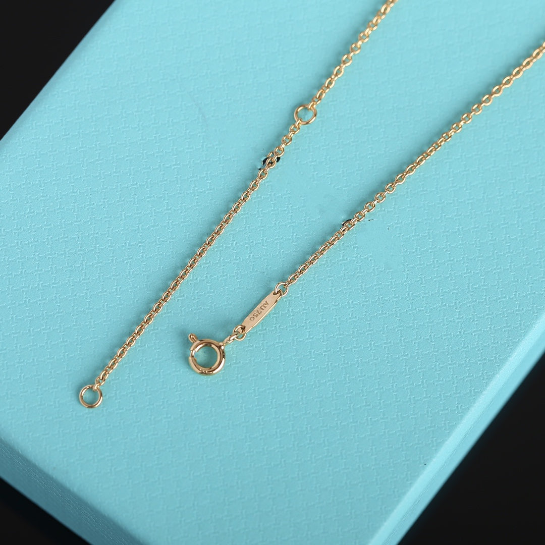 [JeweliWhal]KNOT NECKLACE GOLD
