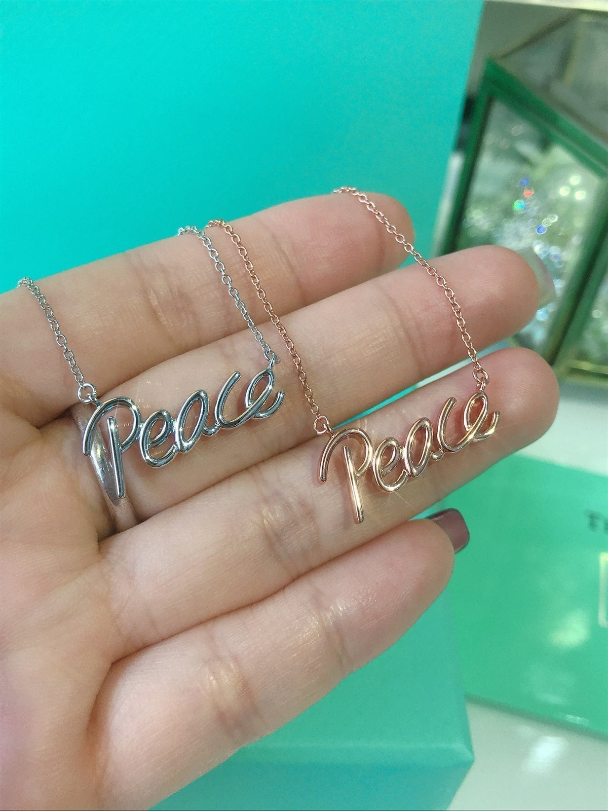 [JeweliWhal]PEACE TEXT PEDANT NECKLACE