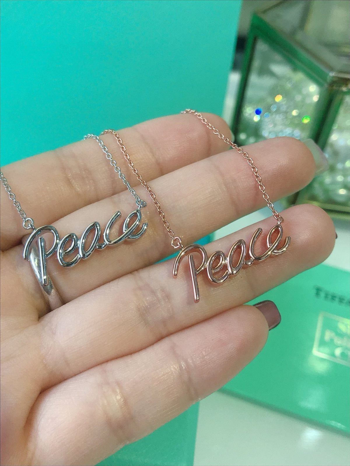 [JeweliWhal]PEACE TEXT PEDANT NECKLACE