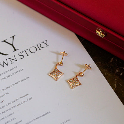 [⭐⭐JeweliWhal]STAR DIAMONDS EARRINGS GOLD