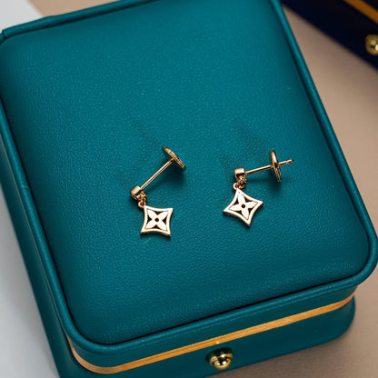 [⭐⭐JeweliWhal]STAR EARRINGS GOLD