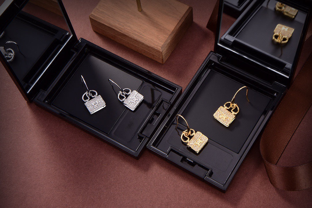 [⭐⭐JeweliWhal]KELLY DIAMOND EARRINGS