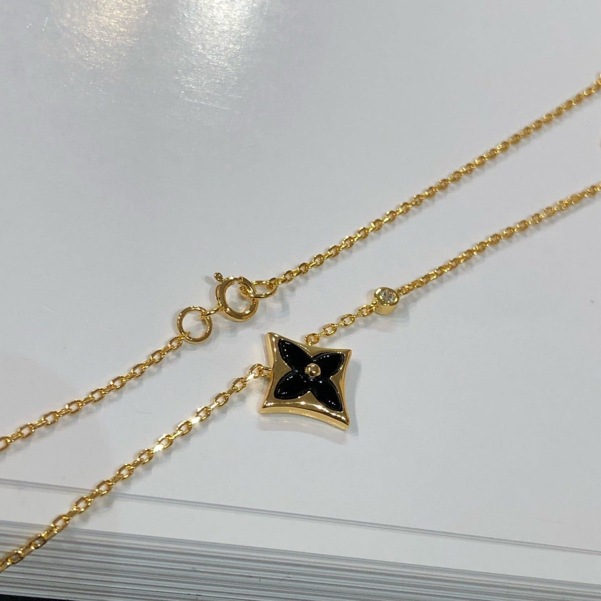 [⭐⭐JeweliWhal]STAR BLACK MOP NECKLACE