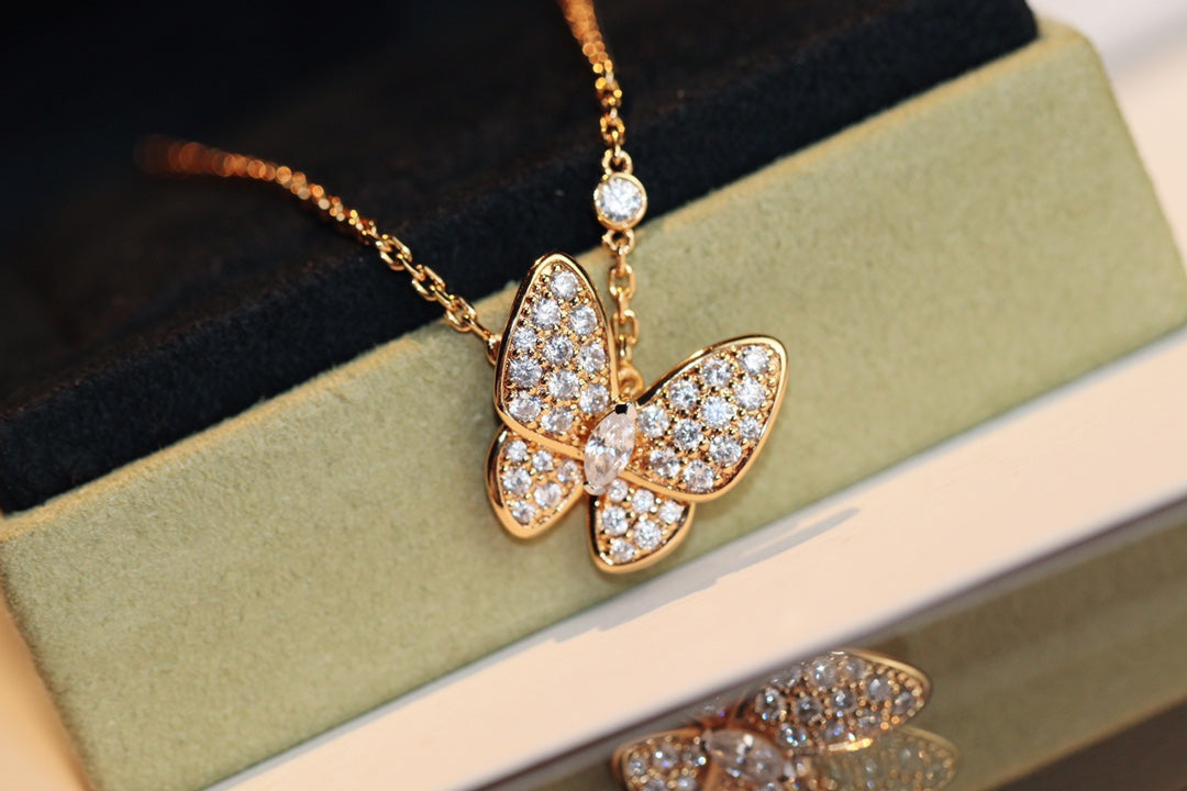 [⭐⭐JeweliWhal]BUTTERFLY DIAMOND NECKLACE