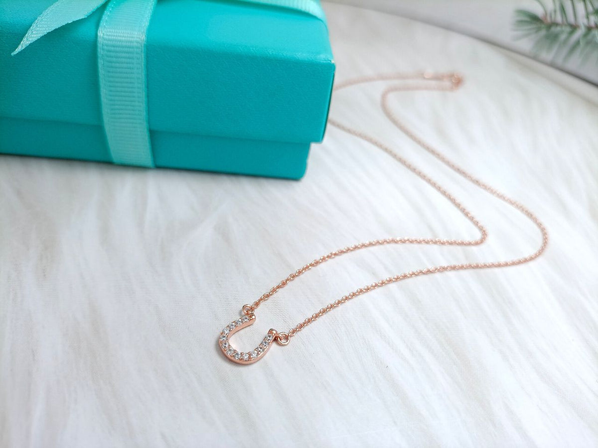 [JeweliWhal]U DIAMONDS PEDANT NECKLACE