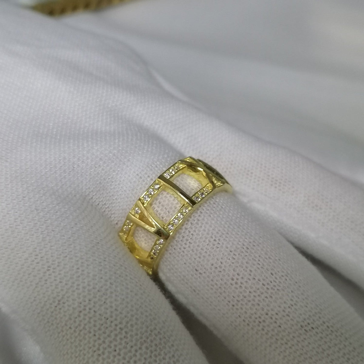 [JeweliWhal]ATLAS LARGE OPEN DIAMOND RING