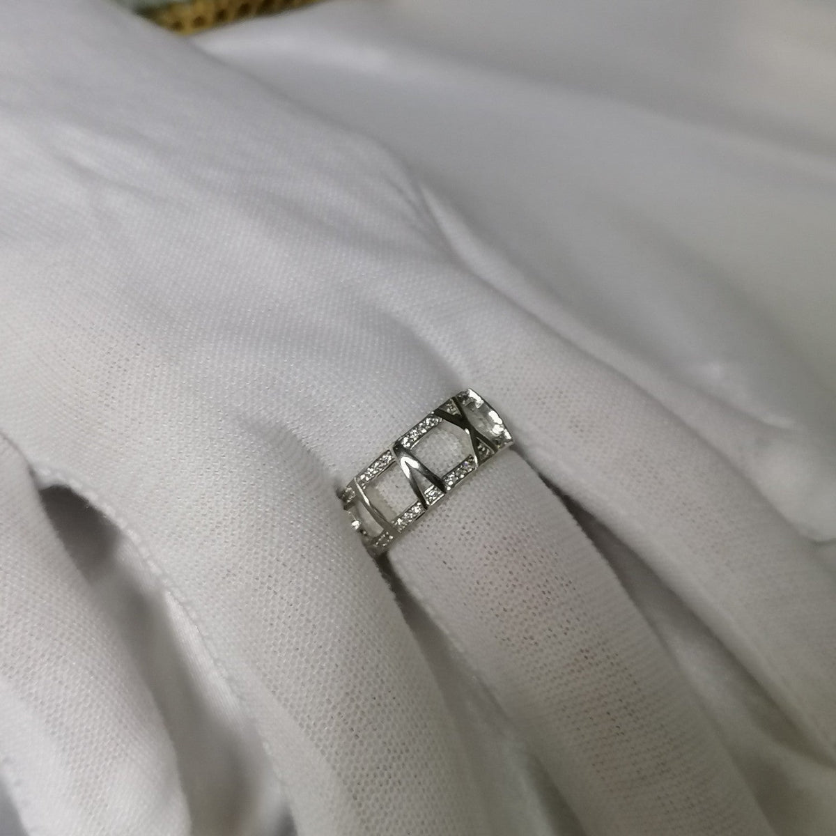 [JeweliWhal]ATLAS LARGE OPEN DIAMOND RING