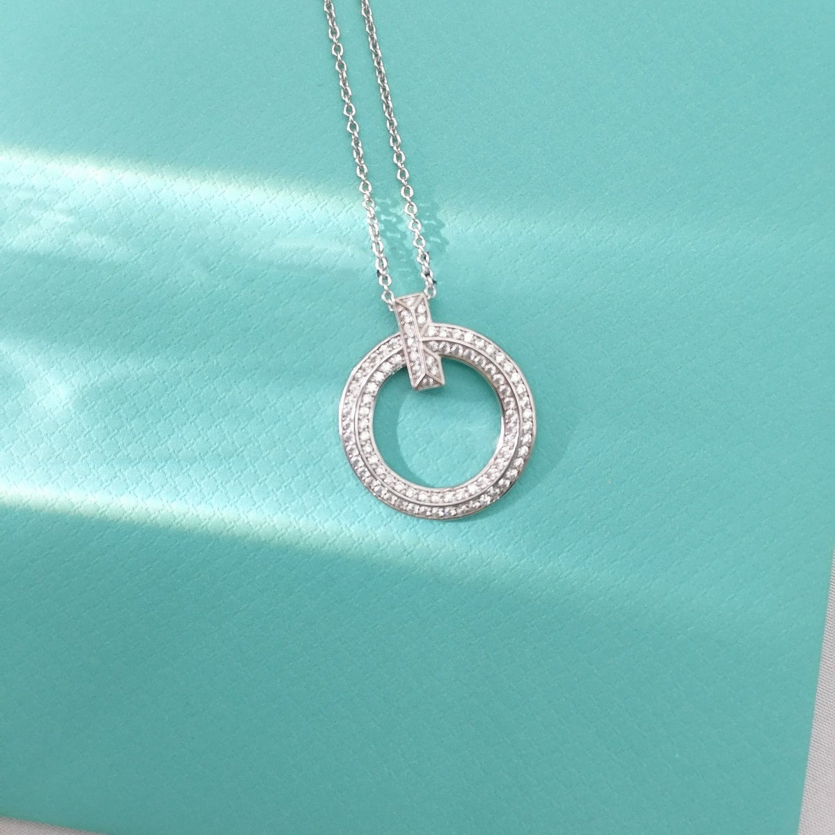 [JeweliWhal]T WIRE PEDANT DIAMOND NECKLACE