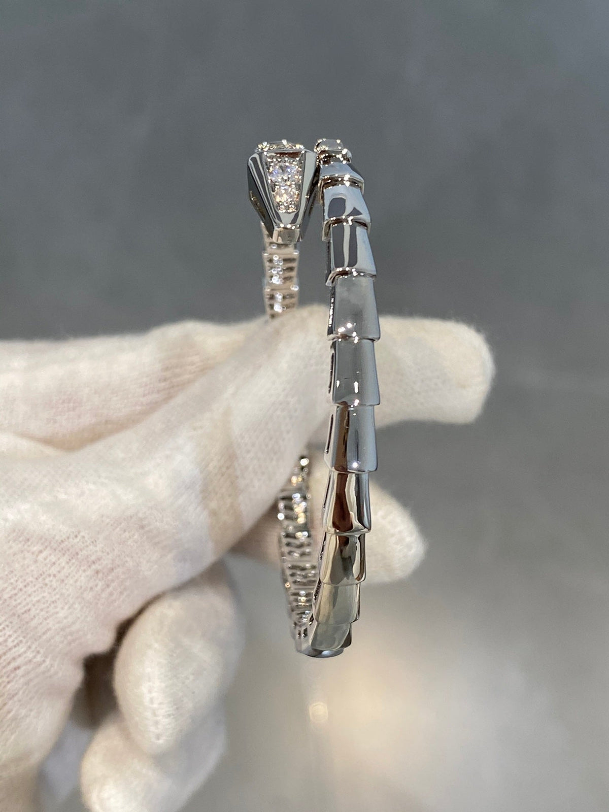 [⭐⭐JeweliWhal]SERPENTI BRACELET DIAMONDS SILVER