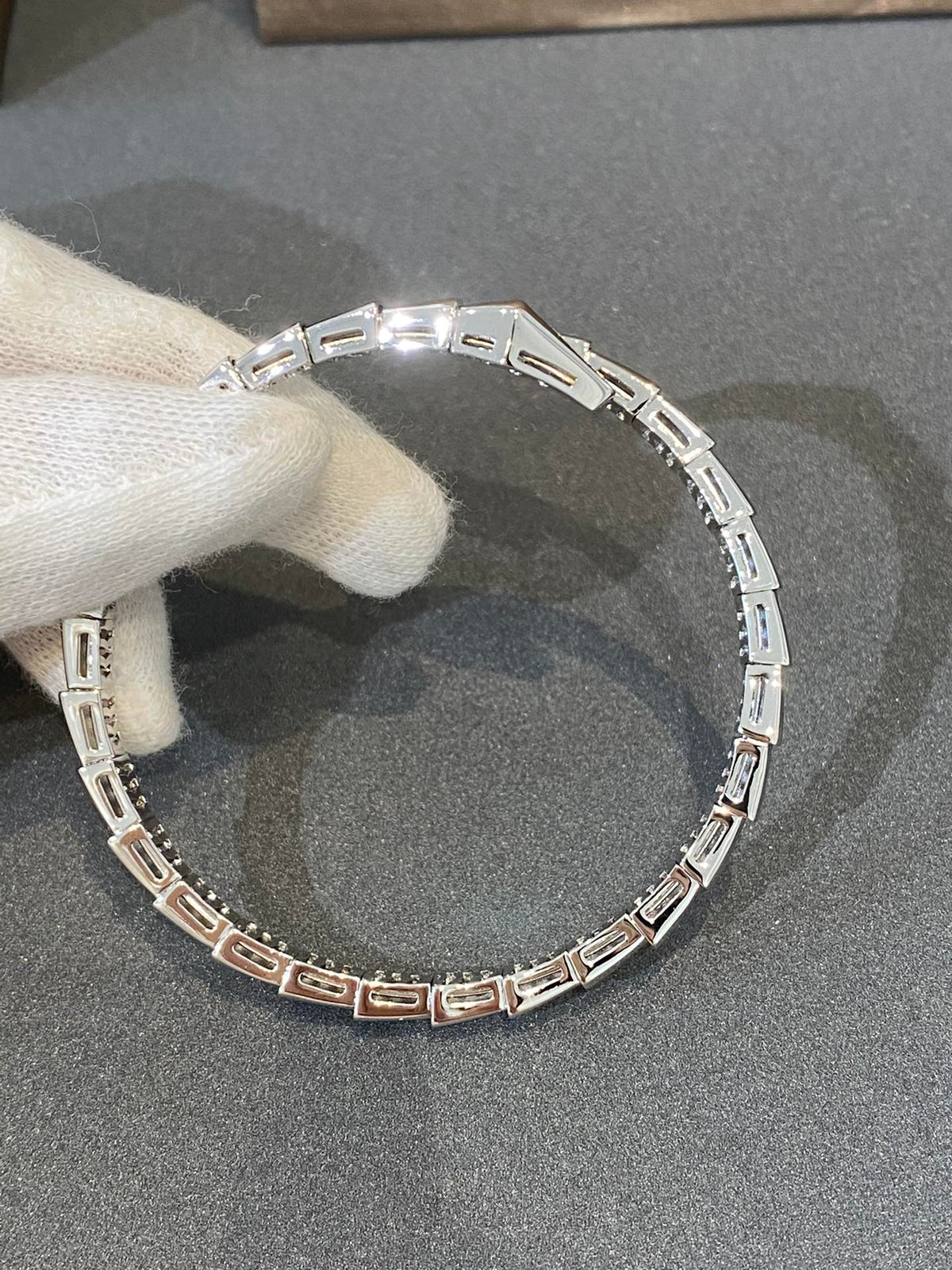 [⭐⭐JeweliWhal]SERPENTI BRACELET DIAMONDS SILVER