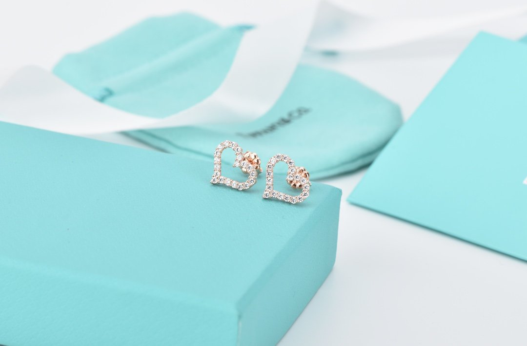 [JeweliWhal]OPEN HEART STUD DIAMOND EARRINGS