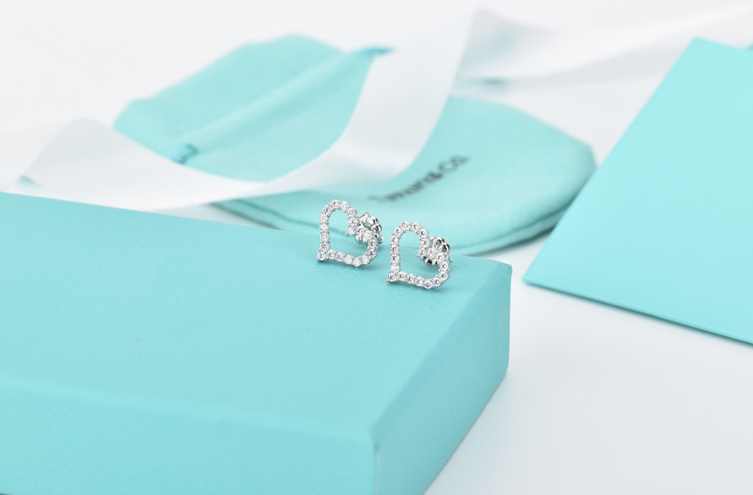 [JeweliWhal]OPEN HEART STUD DIAMOND EARRINGS