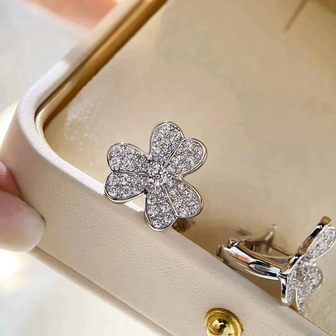 [⭐⭐JeweliWhal]CLOVER COMOS DIAMOND EARRINGS SILVER