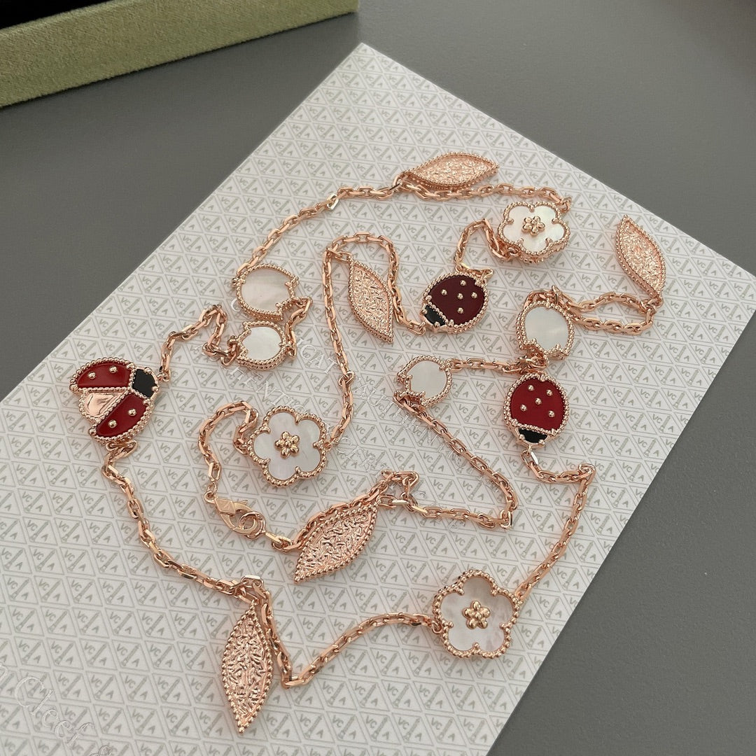 [⭐⭐JeweliWhal]GLÜCKS-FRÜHLINGS-HALSKETTE MIT 15 MOTIVEN IN ROSÉGOLD