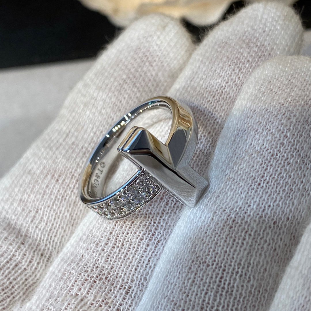[JeweliWhal]T WIRE MEDIUM DIAMOND RING