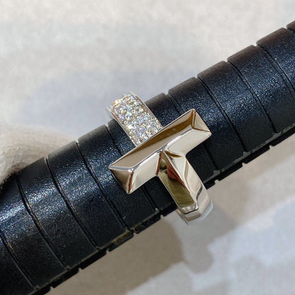 [JeweliWhal]T WIRE MEDIUM DIAMOND RING