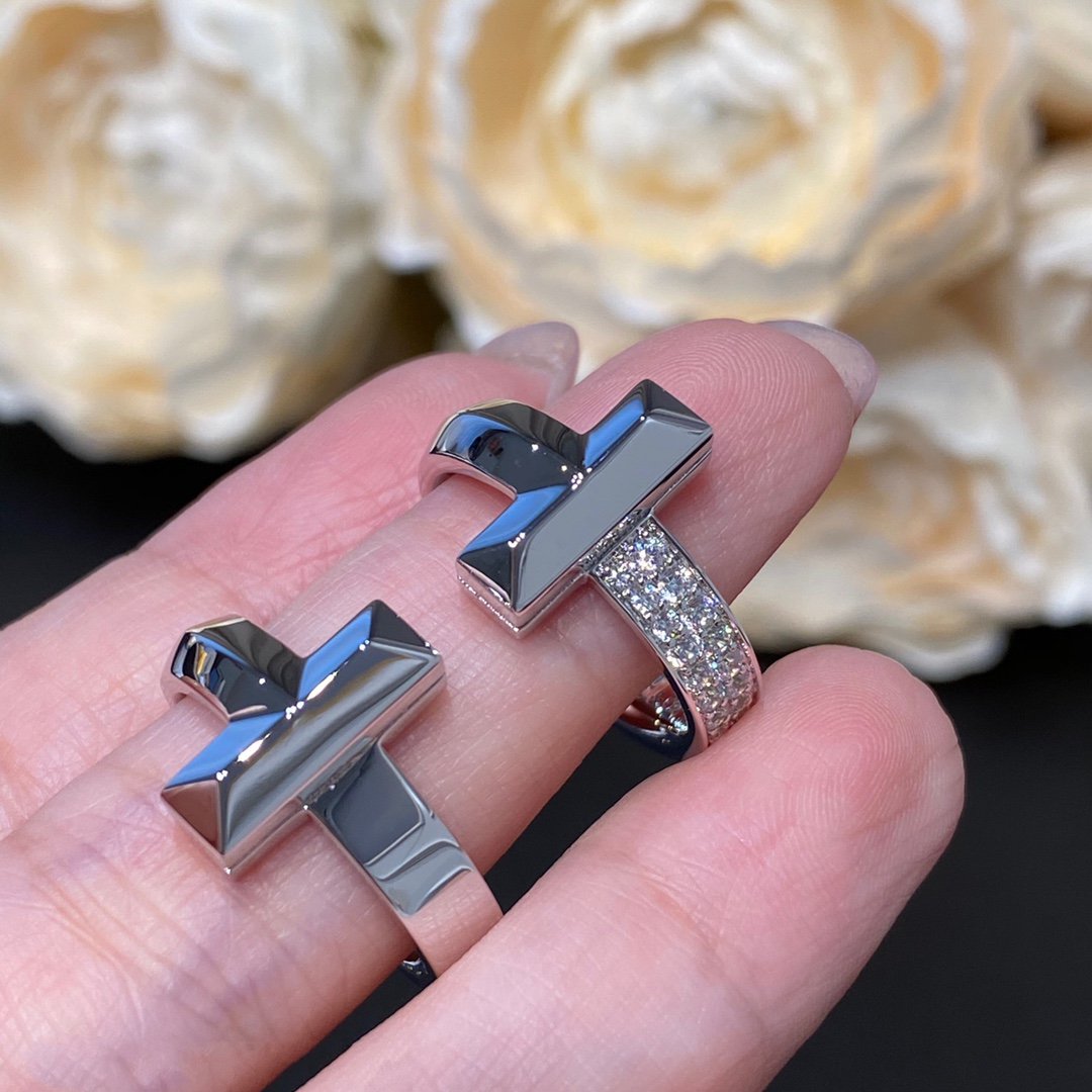 [JeweliWhal]T WIRE MEDIUM DIAMOND RING