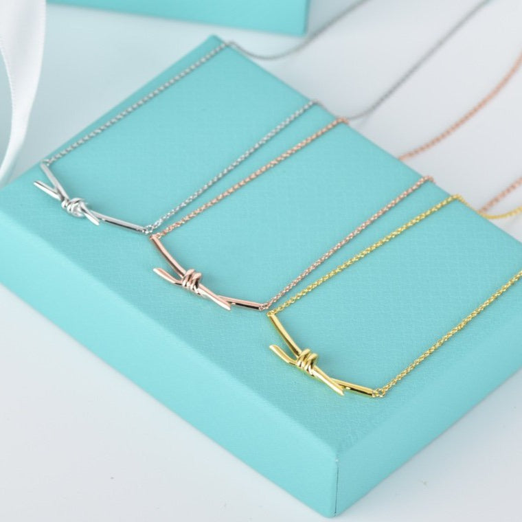 [JeweliWhal]KNOT NECKLACE