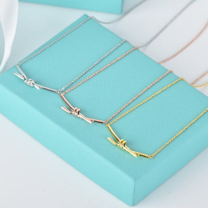 [JeweliWhal]KNOT NECKLACE