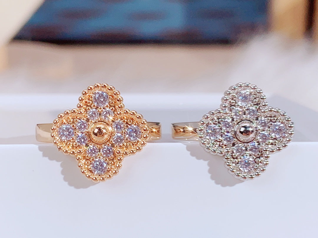 [⭐⭐JeweliWhal]CLOVER DIAMOND RING