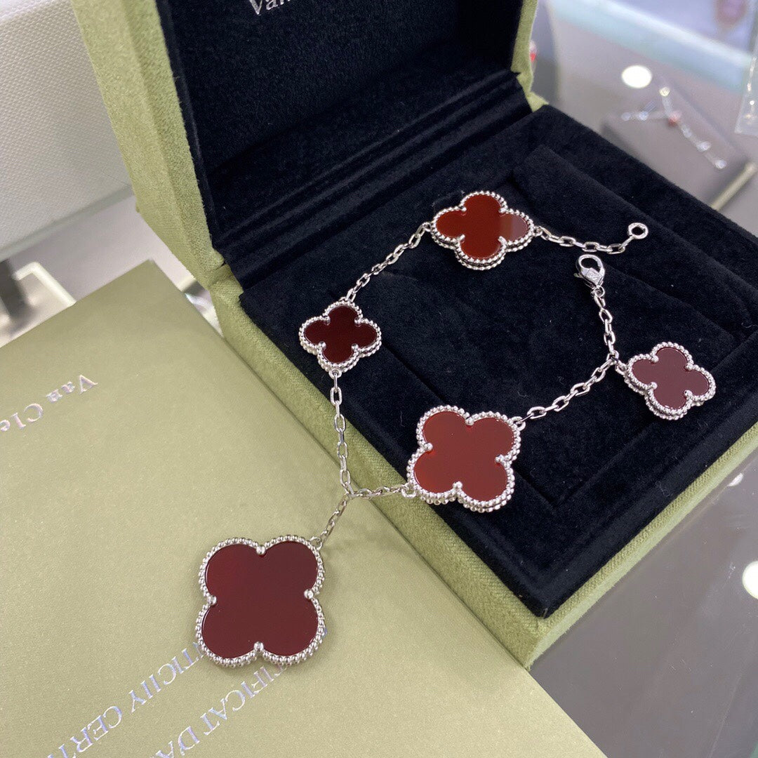 [⭐⭐JeweliWhal]CLOVER 5 MOTIFS SIVLER CARNELIAN BRACELET