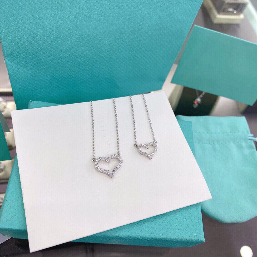 [JeweliWhal]HEART-SHAPED DIAMOND NECKLACE