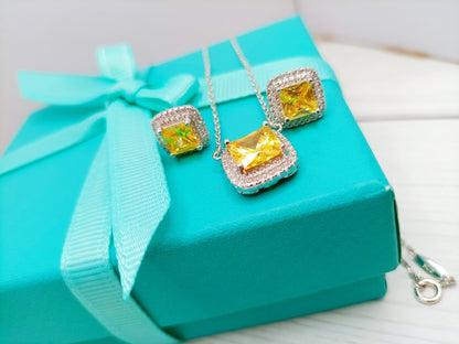 [JeweliWhal]SPARKLERS CITRINE GEMSTONE PENDANT NECKLACE STERLING SILVER