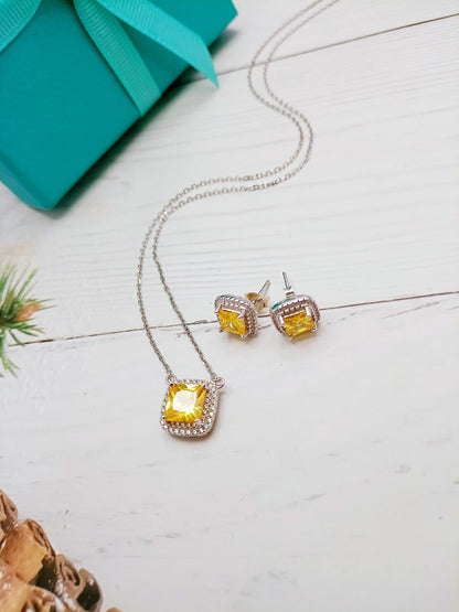 [JeweliWhal]SPARKLERS CITRINE GEMSTONE PENDANT NECKLACE STERLING SILVER