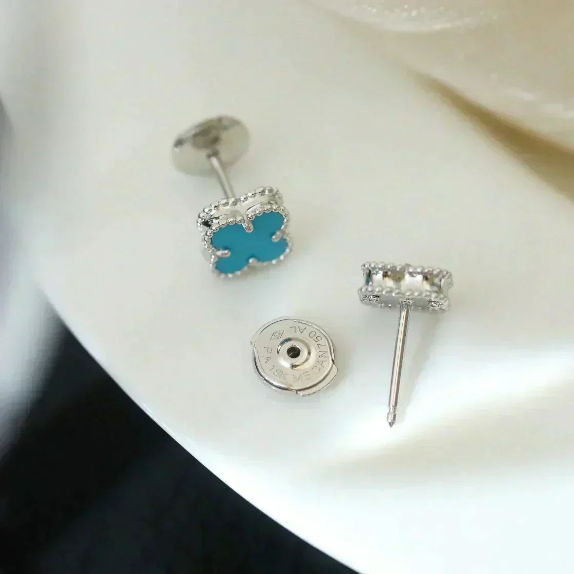 [⭐⭐JeweliWhal]CLOVER MINI 9.5MM ONYX STUD EARRINGS SILVER