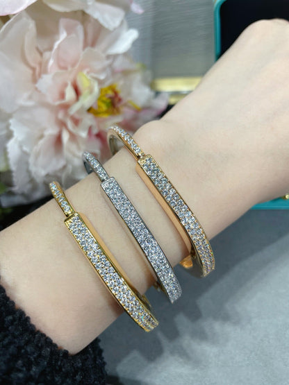 [JeweliWhal]LOCK BRACELET DIAMOND PAVED