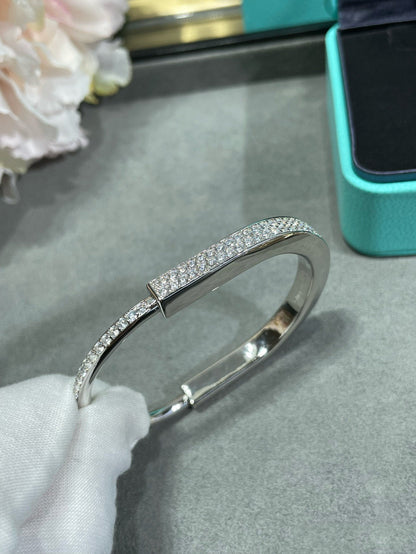 [JeweliWhal]LOCK BRACELET DIAMOND PAVED